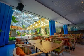 Flamingo Harbour Hotel - Image 2