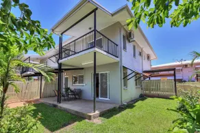 Charming 3BR Retreat in Central Location of Darwin - Image 5