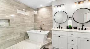 Large Modern Home Centrally located With Hot Tub - Image 2