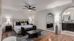 The Parkwood Retreat - Image 2