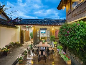 Lijiang Old Town Laoshu Inn - Image 5