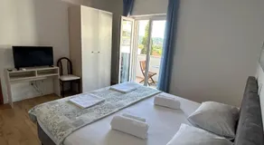 Apartments Mira - Image 2