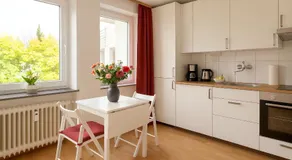 Quiet & Modern Studio near Tram & River Lech - Image 2