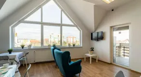 Gems Hostel - Image 2