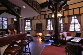 Cresta Churchill Hotel - Image 4
