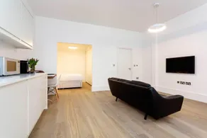 Estudio contemporáneo en cabaña suiza - Image 5