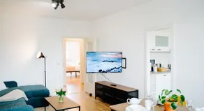 DemakoriHome, Uniklinik & Natur vor der Tür - Image 2