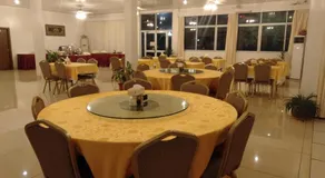 Beach Garden Hotel - Image 4