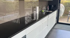 Traumlage! Wohnung mit direktem Seezugang - Image 3