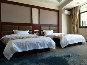 Hua Hin Business Hotel - Image 5