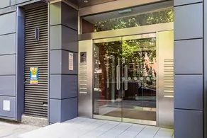 Stunning Modern Apartment in the Heart of Holborn - Image 4