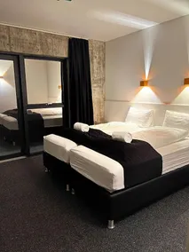Seljavellir Guesthouse - Image 3