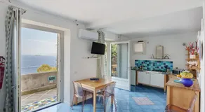 Appartement de vacances avec internet haut débit et terrasse | Vue mer - Image 2