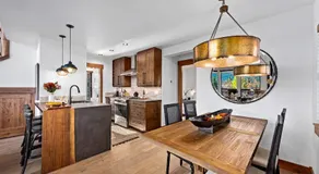 Relax in The Rockies – Located on Lake Estes, Jacuzzi and Indoor/Outdoor Fireplace - Image 5