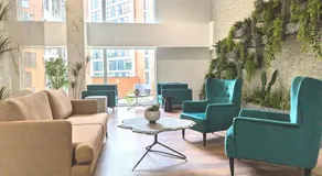 Grand Exchange near Ascot 2 bed with Parking - Image 5