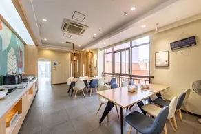 Hanting Hotel Zhangzhou Longjiang Building - Image 2