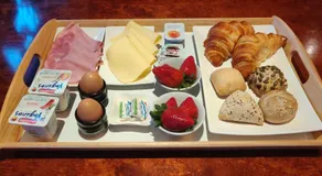 House of Tulips - Image 3