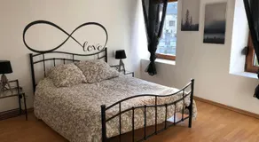 chez Suzanne - Image 5