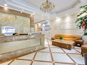 Bell Tower Hotel - Image 2