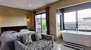 Lounge in Loft HuaHin Pool Villa บ้านพักในหัวหิน - Image 2