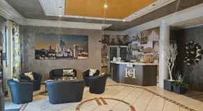 Hotel Euro - Image 2
