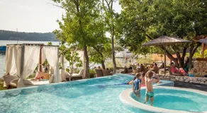 Fisherman's glamping village - Image 4