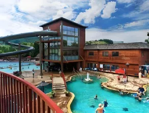Rabbit Ears Motel - Image 3