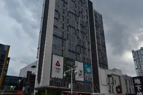Enjoy Home Theme Hostel (Aoyuan Plaza Branch) - Image 5