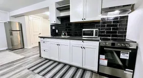 Sky Cove - Modern Comfort, Simple, Cozy, Central - Image 3