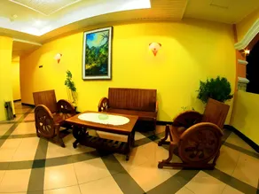 Kharisma Hotel - Image 4