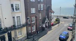 Beautiful Seaview 2 Bedroom Apartment - Image 2