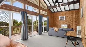 Loftus Spacious Getaway - Image 2