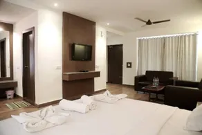 Sai Priya Beach Resort - Image 4