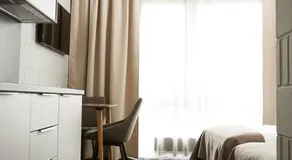 Air Hotel - Image 5