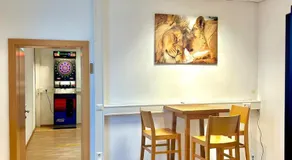 Business & City - Image 4