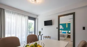 BISALTAE SEASIDE SUITES - Image 2