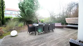 Luxurious architect villa in best location - Image 2