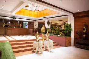 B2 Chang Phueak Gate Premier Hotel - Image 5