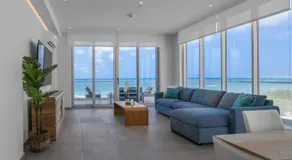 Luxury 2BS Oceanfront Condo at The Reef - Image 4