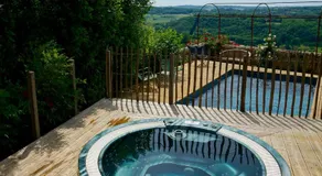 1 logis à Domme - Piscine & SPA - Image 4