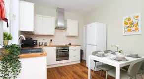 Nr Falkirk & Edinburgh 2BR Cottage Parking Wi-Fi - Image 3