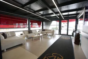 Ren Business Hotel - Image 3