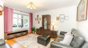 A Riverside Paradise in The City w Garden and Free Parking - A 2 Bed Home in London Sleeps 4! - Image 2