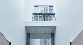 8B Aparthotel - Image 5