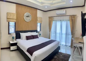One Bedroom House Bangtao, Phuket - Image 2
