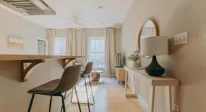 Maisonette on Duke - Downtown - Image 2