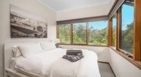 Kookaburra Hill, Kangaroo Valley - Image 2
