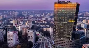 Hanza Tower Level XV Signature - Image 5