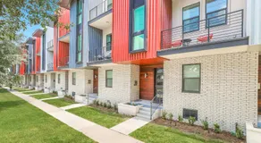 Fully-Furnished Townhouse with Luxury Amenities - Image 5