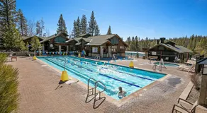 5 Mi To Donner Lake: Home W/ Shared Hot Tub - Image 5